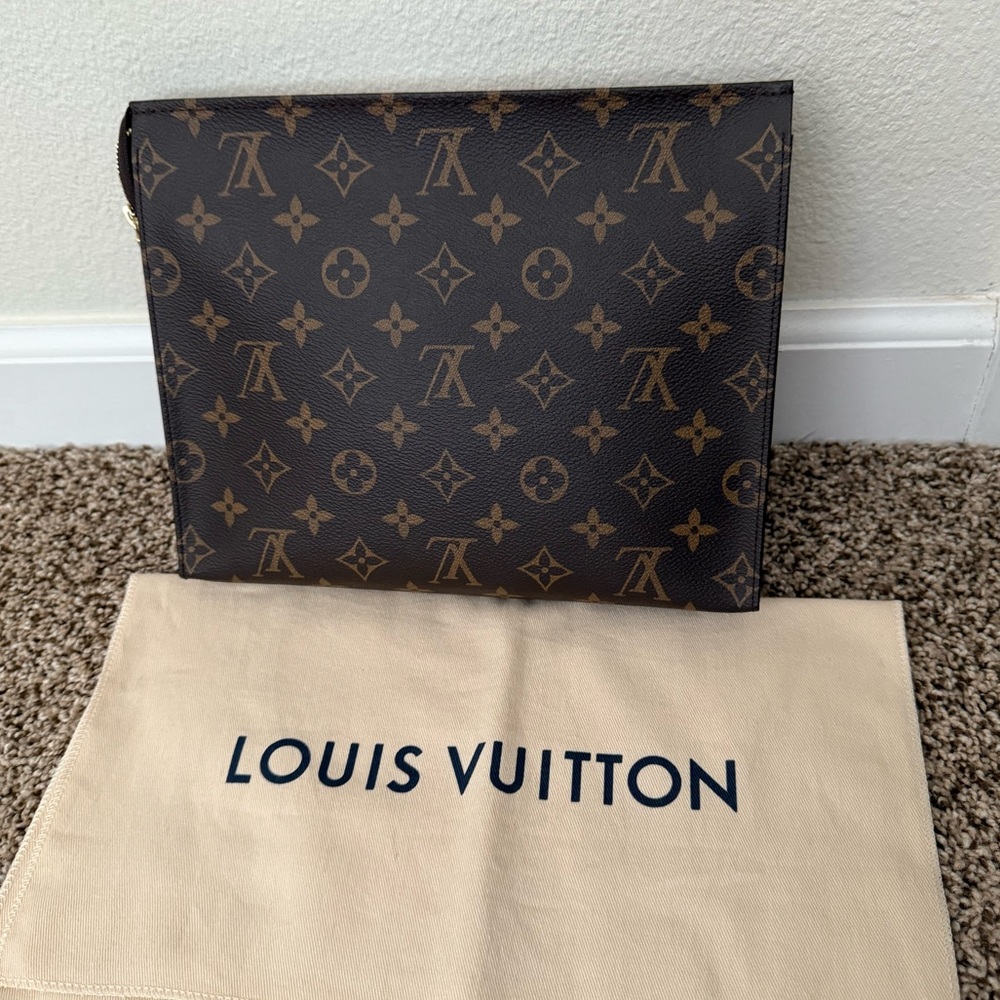 Authentic Louis Vuitton Toiletry Pouch Monogram Canvas 26